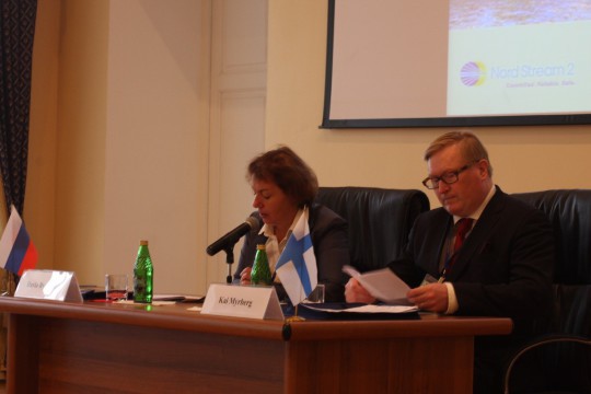 Модераторы пленарной сессии - Дарья Рябчук (ФГБУ «ВСЕГЕИ») и Кай Мюрберг (Marine Research Centre (SYKE)
